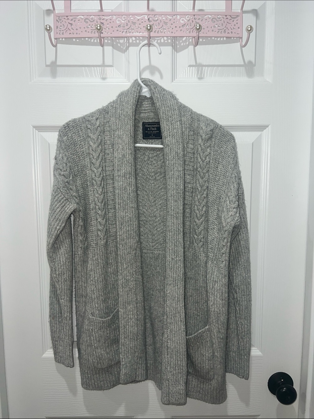 Abercrombie & Fitch Light Gray Cable Knit Open Cardigan
